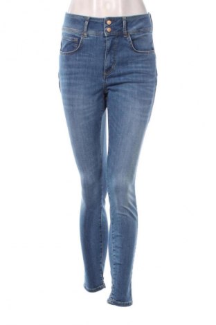 Damen Jeans Guess, Größe M, Farbe Blau, Preis 38,00 €