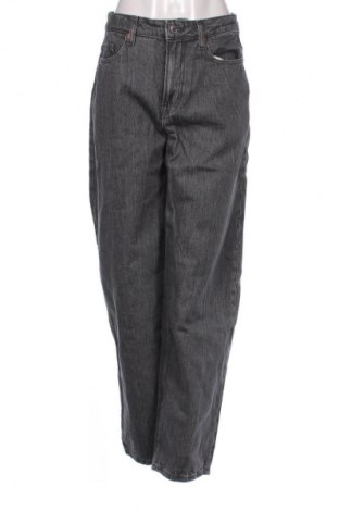 Dámske džínsy  H&M, Veľkosť S, Farba Sivá, Cena  14,77 €