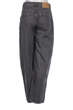 Dámske džínsy  H&M, Veľkosť S, Farba Sivá, Cena  14,77 €