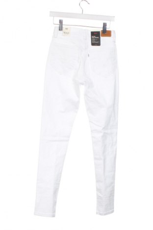 Dámske džínsy  Levi's, Veľkosť XS, Farba Biela, Cena  99,95 €