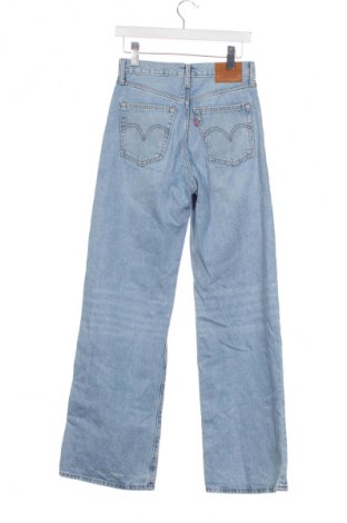 Дамски дънки Levi's, Размер M, Цвят Син, Цена 174,99 лв.