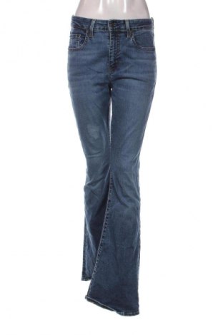 Дамски дънки Levi's, Размер M, Цвят Син, Цена 174,99 лв.