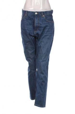 Blugi de femei Monki, Mărime M, Culoare Albastru, Preț 120,99 Lei
