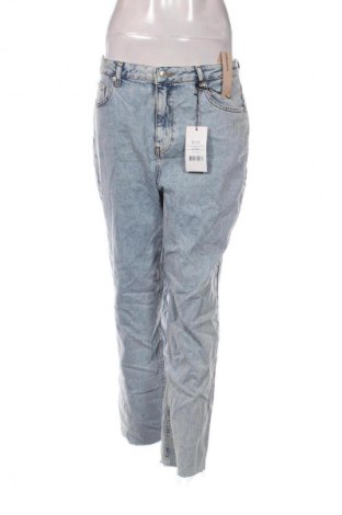 Damskie jeansy NA-KD, Rozmiar M, Kolor Niebieski, Cena 305,99 zł