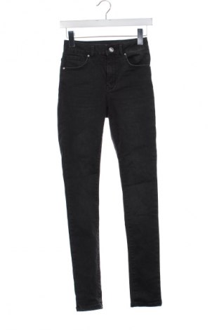 Дамски дънки Never Denim, Размер S, Цвят Сив, Цена 41,99 лв.
