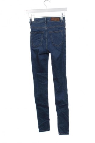 Дамски дънки Never Denim, Размер XXS, Цвят Син, Цена 41,99 лв.
