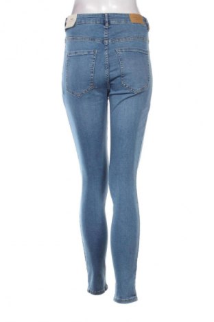 Damskie jeansy Perfect Jeans By Gina Tricot, Rozmiar L, Kolor Niebieski, Cena 252,99 zł
