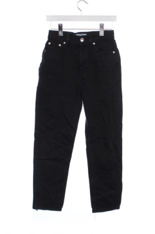 Blugi de femei Pull&Bear, Mărime XS, Culoare Negru, Preț 100,99 Lei