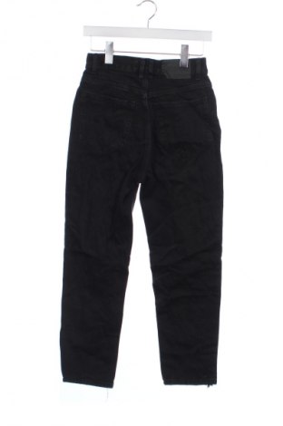 Blugi de femei Pull&Bear, Mărime XS, Culoare Negru, Preț 100,99 Lei