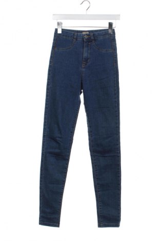 Дамски дънки Pull&Bear, Размер XS, Цвят Син, Цена 29,15 лв.