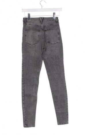 Dámske džínsy  Sinsay, Veľkosť XS, Farba Sivá, Cena  14,77 €
