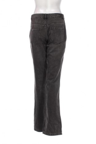 Damskie jeansy Stradivarius, Rozmiar S, Kolor Szary, Cena 150,99 zł