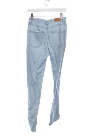 Blugi de femei Stradivarius, Mărime XS, Culoare Albastru, Preț 77,17 Lei
