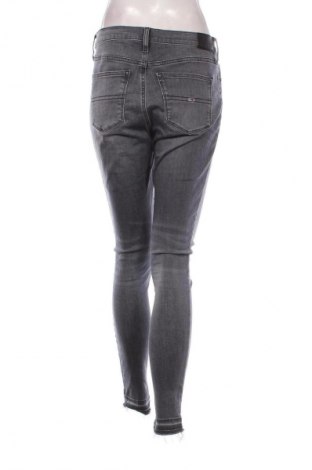 Damskie jeansy Tommy Jeans, Rozmiar XL, Kolor Szary, Cena 245,99 zł