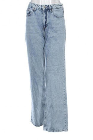 Blugi de femei Trendyol, Mărime S, Culoare Albastru, Preț 108,00 Lei
