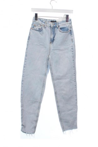 Blugi de femei Trendyol, Mărime XS, Culoare Albastru, Preț 108,04 Lei