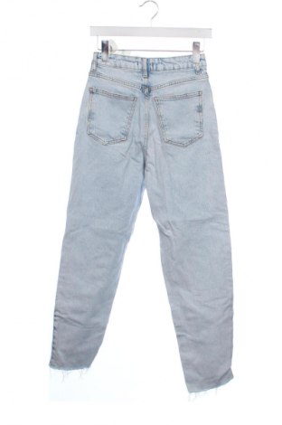 Blugi de femei Trendyol, Mărime XS, Culoare Albastru, Preț 108,04 Lei