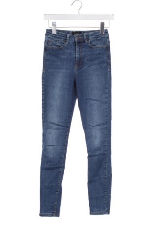 Damskie jeansy Vero Moda, Rozmiar S, Kolor Niebieski, Cena 111,99 zł