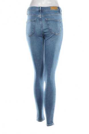 Dámské džíny  Vero Moda, Velikost XS, Barva Modrá, Cena  549,00 Kč