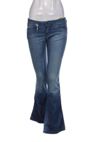 Дамски дънки Wrangler, Размер M, Цвят Син, Цена 74,29 лв.