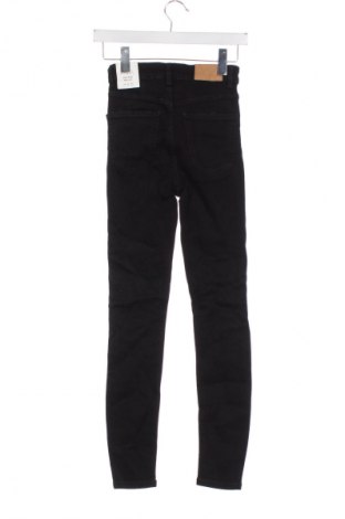 Blugi de femei Zara, Mărime XS, Culoare Negru, Preț 214,99 Lei