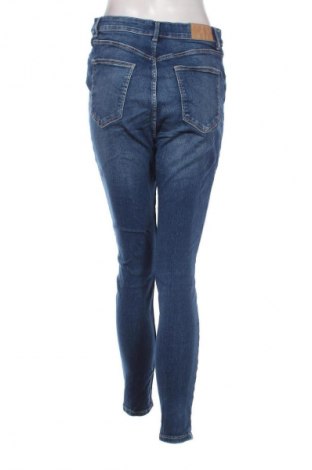 Blugi de femei Zara, Mărime XL, Culoare Albastru, Preț 93,99 Lei