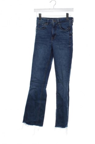 Дамски дънки Zara, Размер XS, Цвят Син, Цена 27,99 лв.