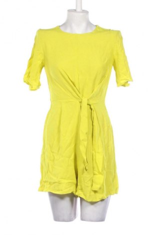 Salopetă scurtă de damă F&F, Mărime S, Culoare Galben, Preț 103,03 Lei