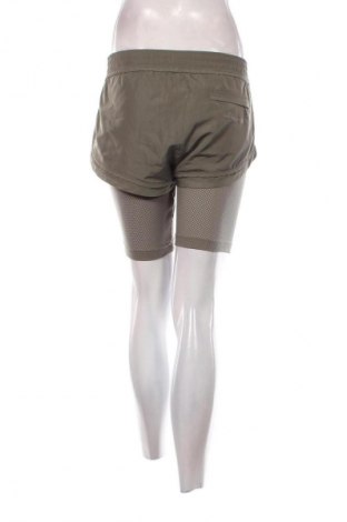 Dámske kraťasy  Adidas By Stella McCartney, Veľkosť M, Farba Zelená, Cena  24,55 €