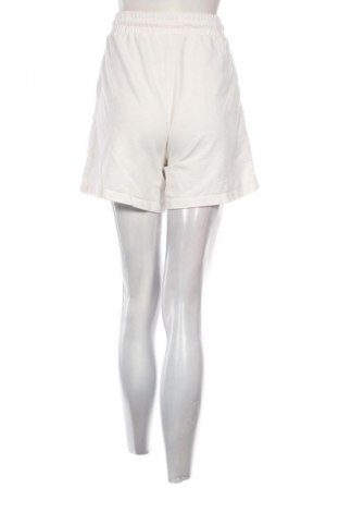 Damen Shorts Bekkin, Größe S, Farbe Weiß, Preis € 9,72