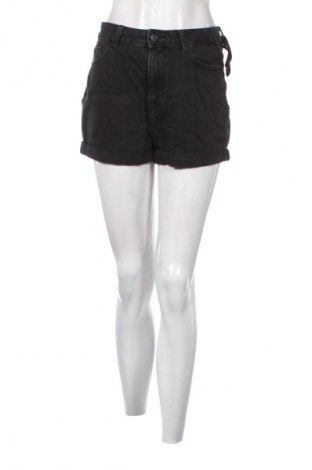 Damen Shorts Clockhouse, Größe S, Farbe Schwarz, Preis 10,00 €