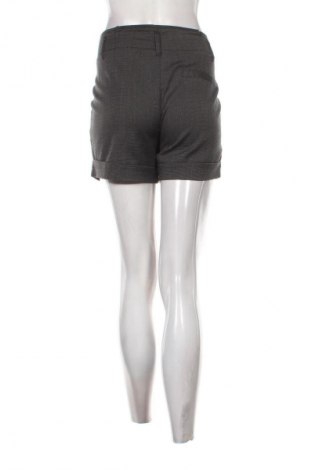 Pantaloni scurți de femei Flame, Mărime M, Culoare Multicolor, Preț 51,45 Lei