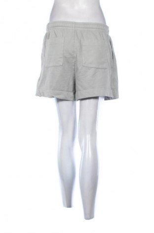 Pantaloni scurți de femei H&M, Mărime S, Culoare Verde, Preț 50,00 Lei