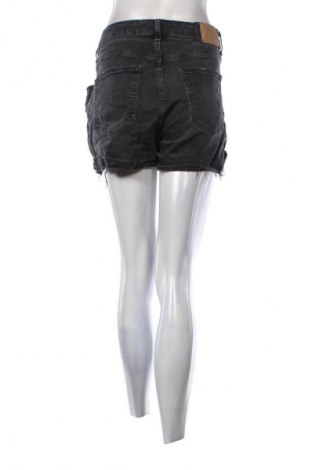 Dámske kraťasy  H&M, Veľkosť XL, Farba Čierna, Cena  9,74 €