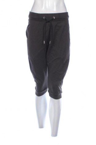 Dámske kraťasy  H&M Divided, Veľkosť M, Farba Hnedá, Cena  9,79 €