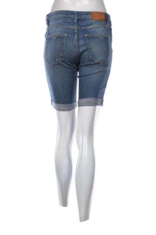Pantaloni scurți de femei H&M L.O.G.G., Mărime M, Culoare Albastru, Preț 50,37 Lei