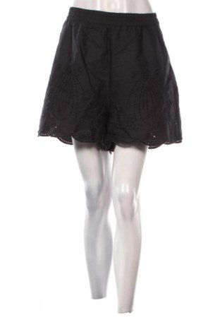 Dámske kraťasy  In Wear, Veľkosť M, Farba Čierna, Cena  27,95 €