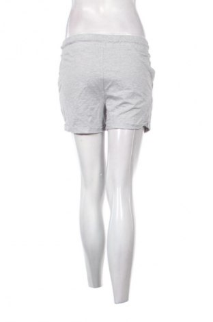 Pantaloni scurți de femei Kiska & Kiska, Mărime M, Culoare Gri, Preț 50,00 Lei