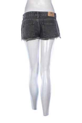 Damen Shorts River Island, Größe S, Farbe Grau, Preis 17,30 €