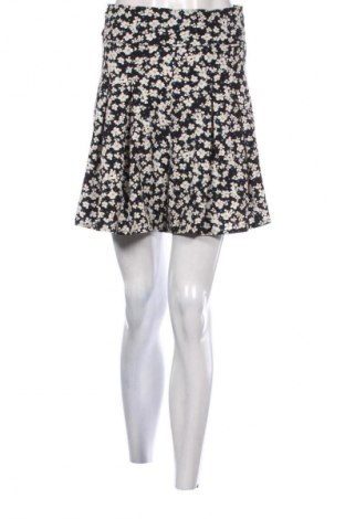 Damen Shorts SHEIN, Größe S, Farbe Mehrfarbig, Preis 9,72 €