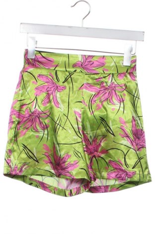 Pantaloni scurți de femei Sinsay, Mărime XS, Culoare Multicolor, Preț 50,37 Lei