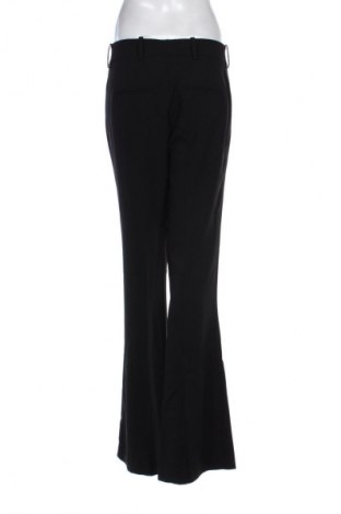 Pantaloni scurți de femei Zara, Mărime L, Culoare Negru, Preț 53,00 Lei