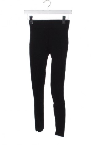 Dámské legíny  Stradivarius, Velikost XS, Barva Černá, Cena  322,00 Kč