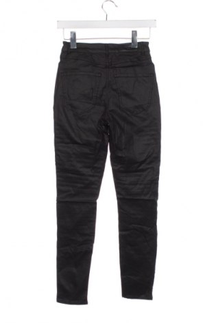 Dámské legíny  Vero Moda, Velikost XS, Barva Černá, Cena  329,00 Kč