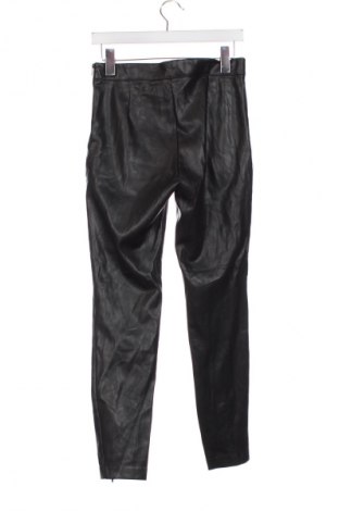 Дамски клин Zara, Размер M, Цвят Черен, Цена 16,99 лв.
