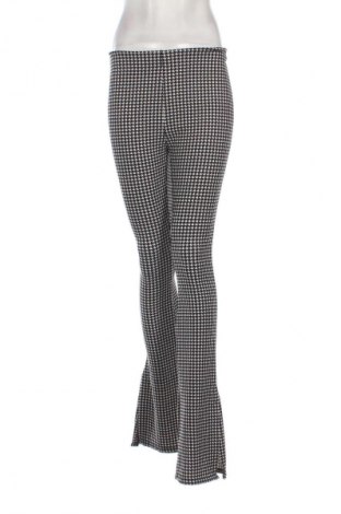Damenhose Amisu, Größe M, Farbe Mehrfarbig, Preis 20,99 €