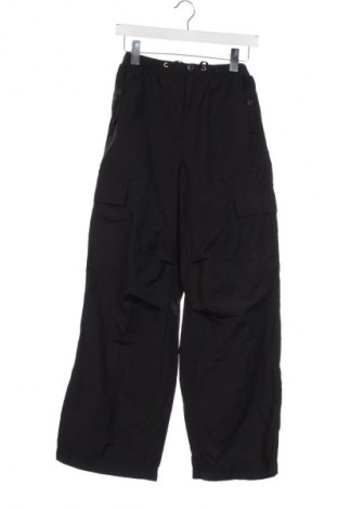 Dámské kalhoty  Bershka, Velikost XS, Barva Černá, Cena  249,00 Kč