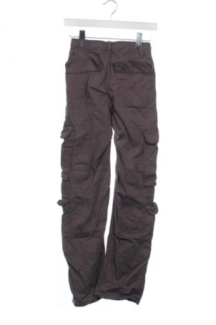 Pantaloni de femei Bershka, Mărime XXS, Culoare Gri, Preț 102,63 Lei