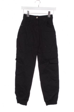 Damskie spodnie Bershka, Rozmiar XXS, Kolor Czarny, Cena 95,99 zł
