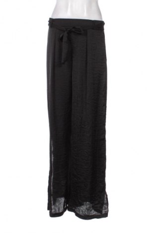 Dámské kalhoty  Bershka, Velikost S, Barva Černá, Cena  367,00 Kč